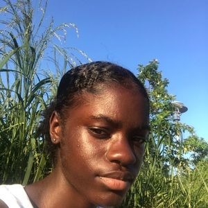 Meet your Posher, Janique